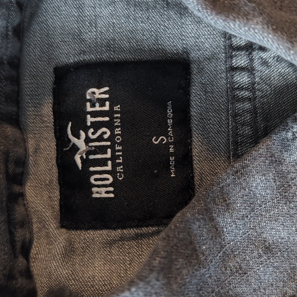 Button Up Tee - Picture 2 of 3